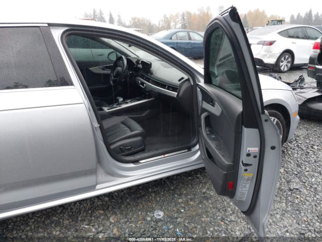2018 AUDI A4 WAUENAF49JA103241 Photo 4