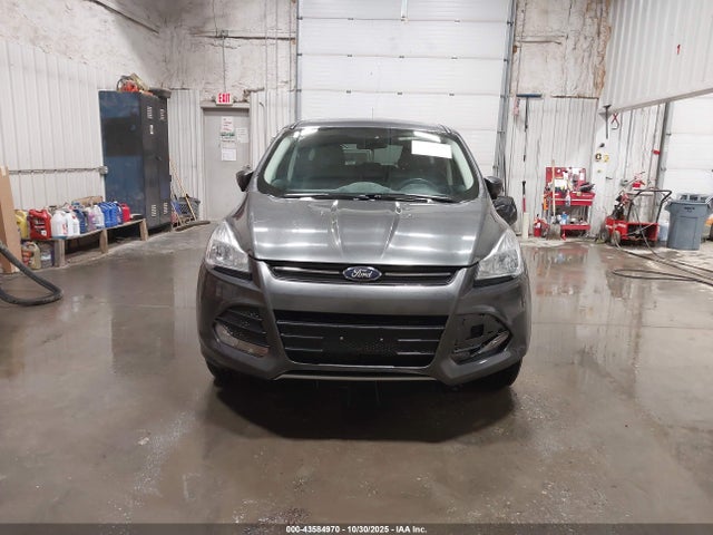 1FMCU9G97GUB74446 Ford ESCAPE SE
