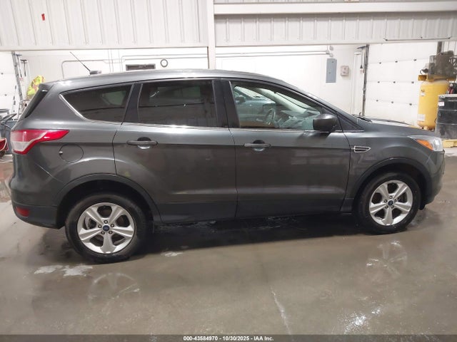 1FMCU9G97GUB74446 Ford ESCAPE SE