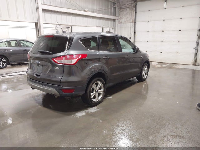 1FMCU9G97GUB74446 Ford ESCAPE SE