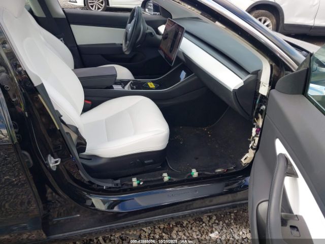2019 TESLA MODEL 3 5YJ3E1EB0KF195374 Photo 4