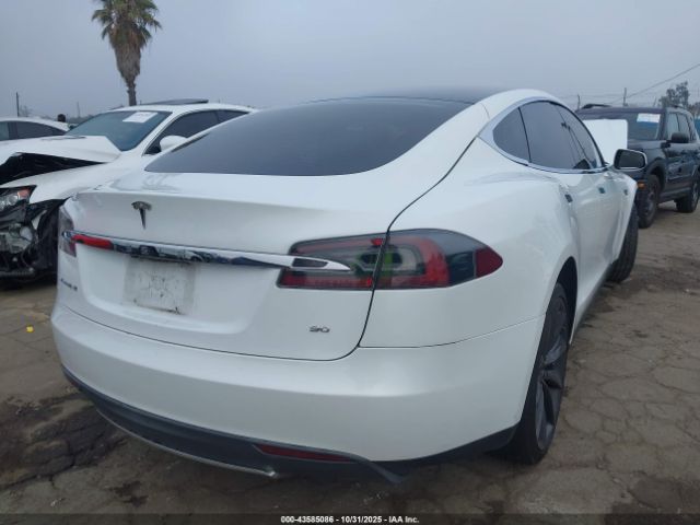 2013 TESLA MODEL S 5YJSA1CN8DFP06272 Photo 3