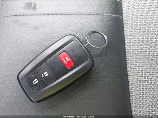 2021 TOYOTA COROLLA JTNC4MBE6M3126168 Photo 10