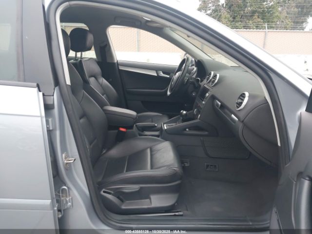 2012 AUDI A3 WAUKEAFM9CA124712 Photo 4