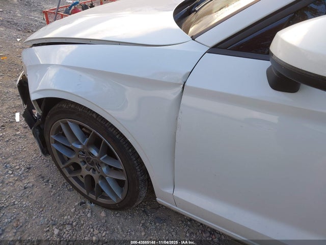 Продажа на аукционе авто 2017 Audi A3 Premium, vin: WAUB8GFF1H1032979, номер лота: 43585148