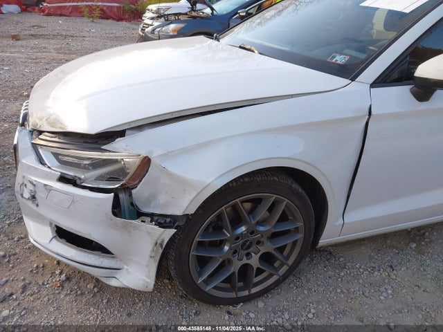 Продажа на аукционе авто 2017 Audi A3 Premium, vin: WAUB8GFF1H1032979, номер лота: 43585148