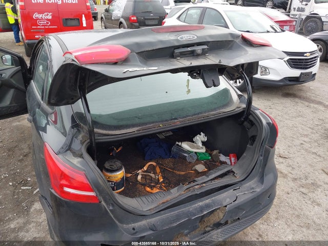 Ford FOCUS S 2016 1FADP3E26GL380629 Image 11