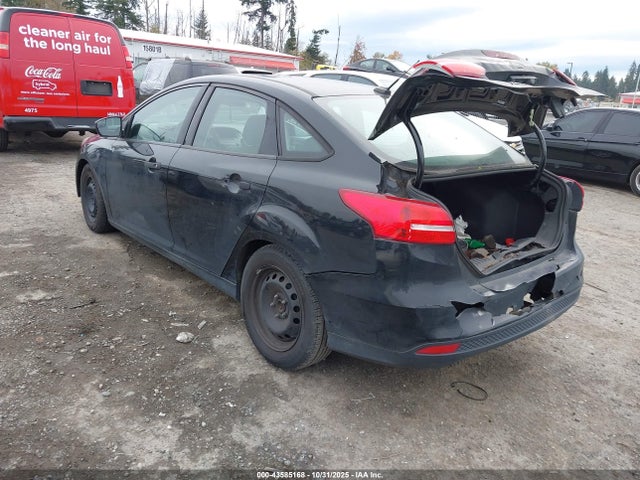 Ford FOCUS S 2016 1FADP3E26GL380629 Image 3