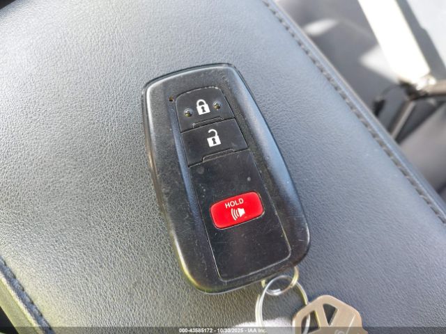 2017 TOYOTA PRIUS JTDKARFUXH3539577 Photo 10