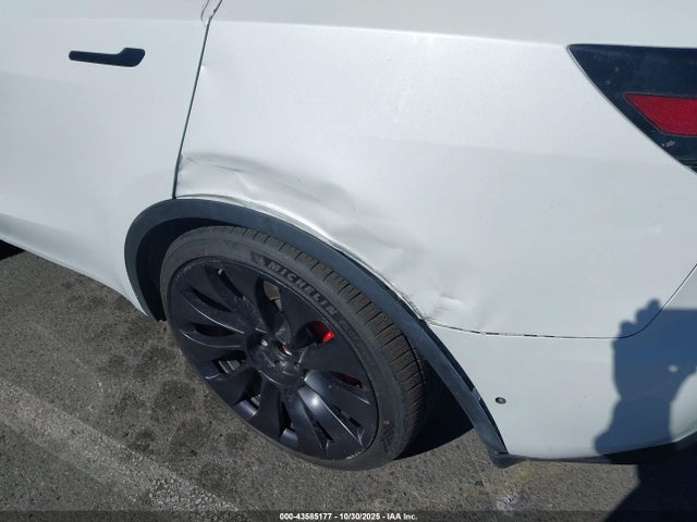 7SAYGDEFXNF484838 Tesla Model Y