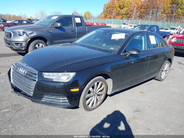 2017 AUDI A4 WAUANAF45HN037062 Photo 1