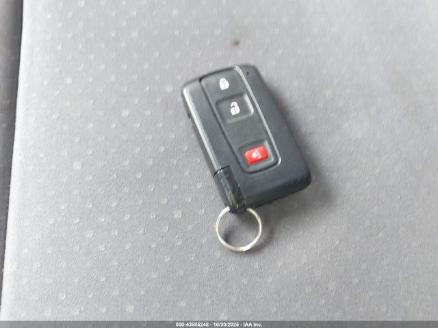 Продажа на аукционе авто 2006 Toyota Prius, vin: JTDKB20UX67520126, номер лота: 43585248