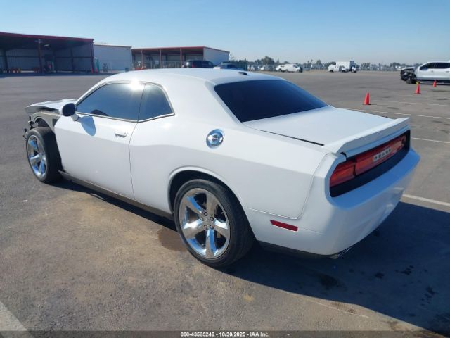 2014 DODGE CHALLENGER 2C3CDYAG3EH278734 Photo 2