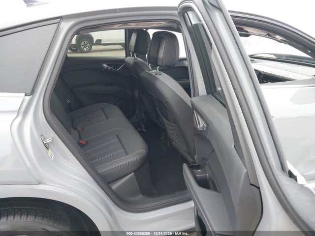 2025 AUDI Q4 SPORTBACK E-TRON WA13UBFZ4SP054411 Photo 7