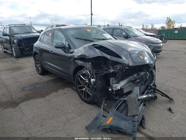 2023 PORSCHE MACAN WP1AA2A50PLB01747