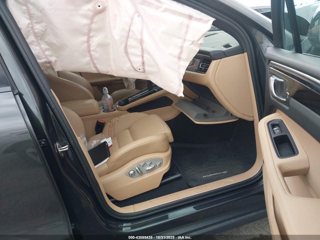 2023 PORSCHE MACAN WP1AA2A50PLB01747 Photo 4