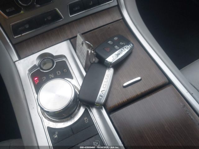 2014 JAGUAR XF SAJWA0ESXEPU11746 Photo 10