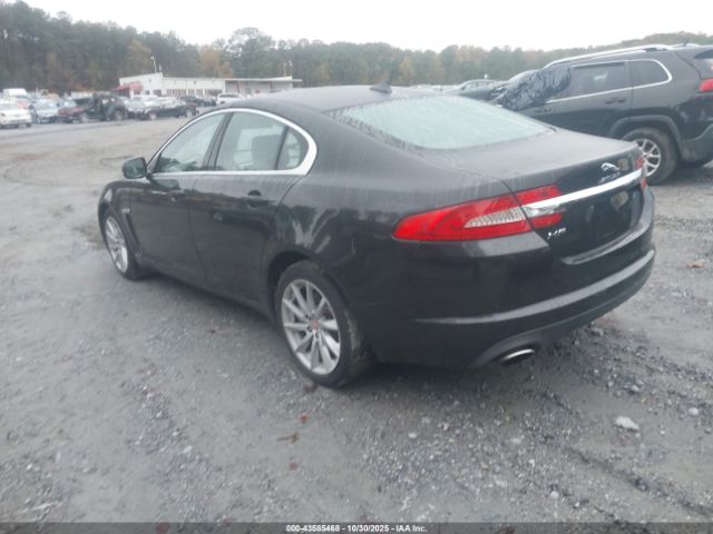 2014 JAGUAR XF SAJWA0ESXEPU11746 Photo 2