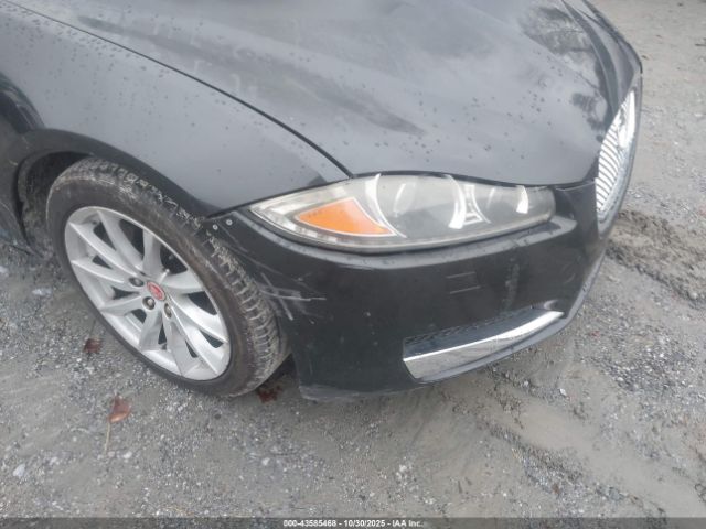 2014 JAGUAR XF SAJWA0ESXEPU11746 Photo 5