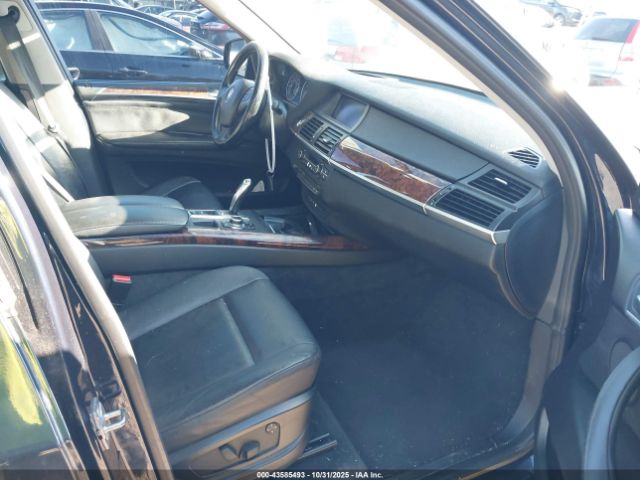 2010 BMW X5 5UXFE8C55AL310533 Photo 4