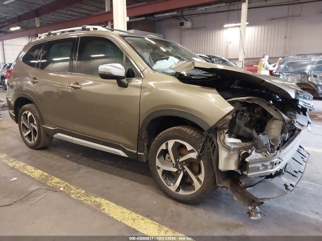 2022 SUBARU FORESTER JF2SKARCXNH443692