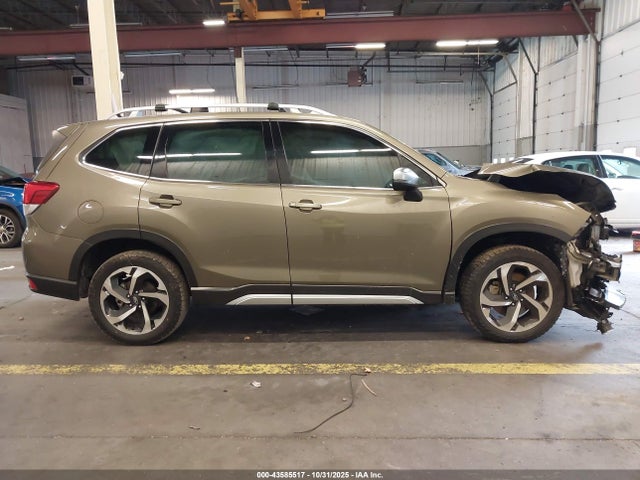 Subaru Forester Touring 2022 JF2SKARCXNH443692 Image 14