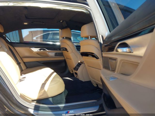 2016 BMW 750I WBA7F0C53GGM20497 Photo 7