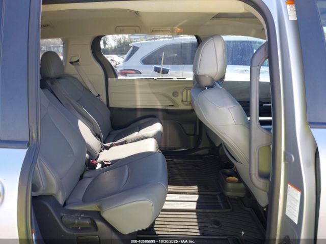 2023 TOYOTA SIENNA 5TDJRKEC3PS177853 Photo 7