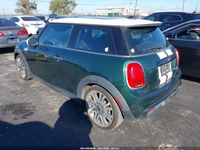 2015 MINI HARDTOP WMWXP7C50F2A41557 Photo 2