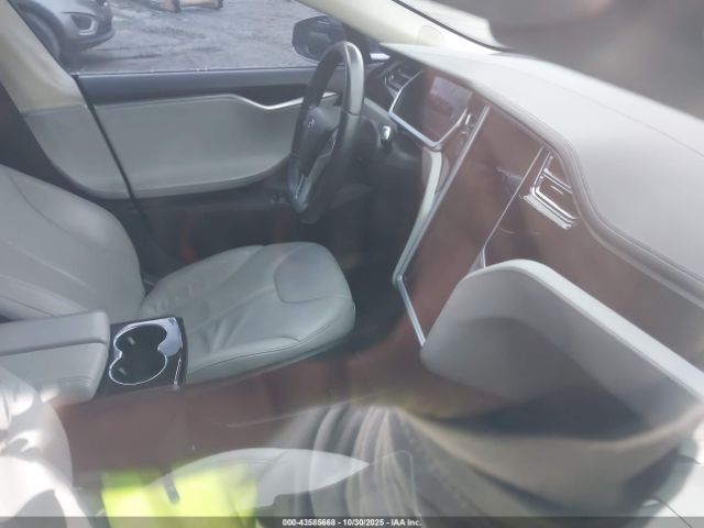 2013 TESLA MODEL S 5YJSA1AG7DFP05022 Photo 6