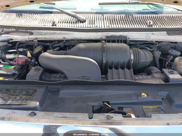 43585675 :رقم المزاد ، 1FDEE3FS2BDA24597 vin ، 2011 Ford Econoline E350 Super Duty Ctway Van مزاد بيع