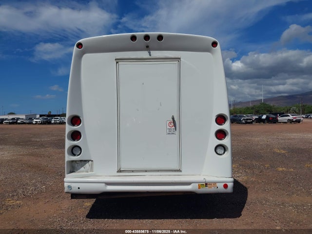 43585675 :رقم المزاد ، 1FDEE3FS2BDA24597 vin ، 2011 Ford Econoline E350 Super Duty Ctway Van مزاد بيع