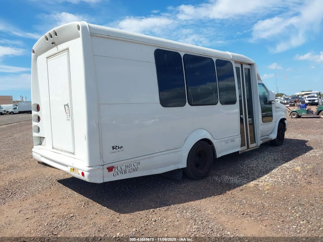 43585675 :رقم المزاد ، 1FDEE3FS2BDA24597 vin ، 2011 Ford Econoline E350 Super Duty Ctway Van مزاد بيع