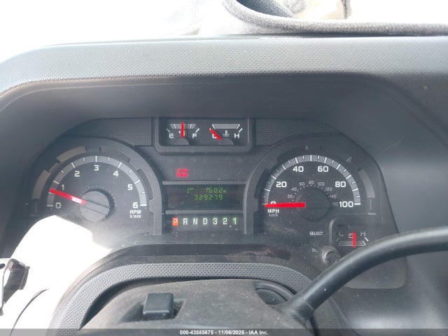 43585675 :رقم المزاد ، 1FDEE3FS2BDA24597 vin ، 2011 Ford Econoline E350 Super Duty Ctway Van مزاد بيع