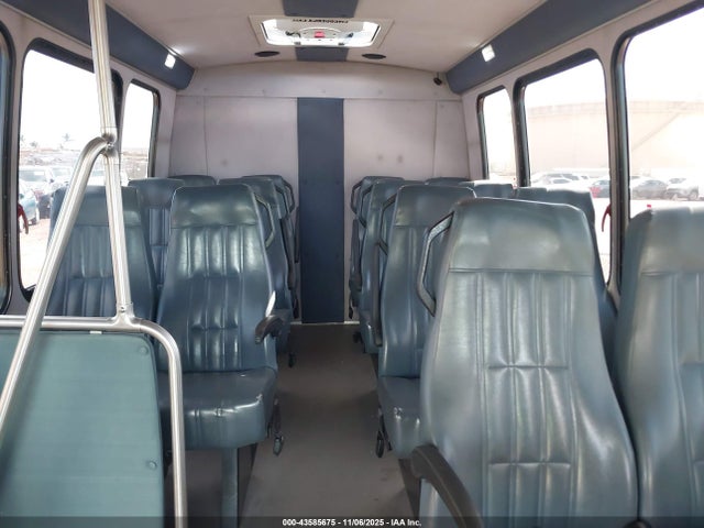 43585675 :رقم المزاد ، 1FDEE3FS2BDA24597 vin ، 2011 Ford Econoline E350 Super Duty Ctway Van مزاد بيع