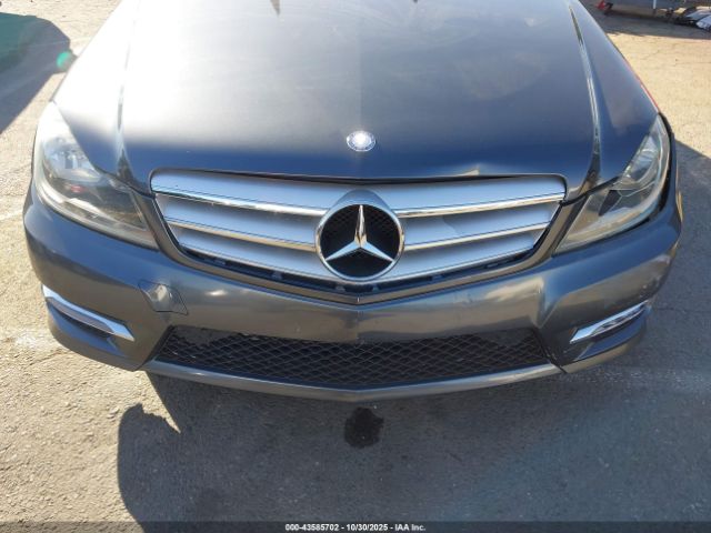 2013 MERCEDES-BENZ C 250 WDDGF4HB2DA852950 Photo 5