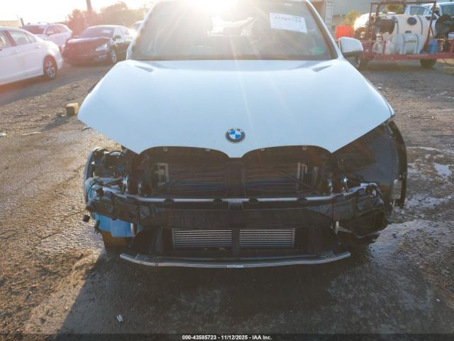 2018 BMW X1 WBXHT3Z36J4A66514 Photo 5