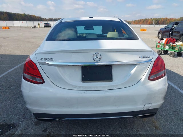 2018 Mercedes-benz C 300 4matic მანქანა იყიდება აუქციონზე, vin: 55SWF4KBXJU280977, აუქციონის ნომერი: 43585750