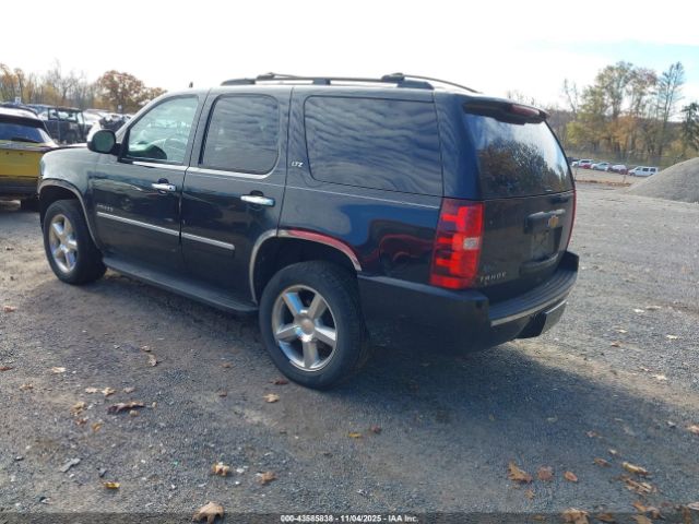 2013 CHEVROLET TAHOE 1GNSKCE05DR345708 Photo 2