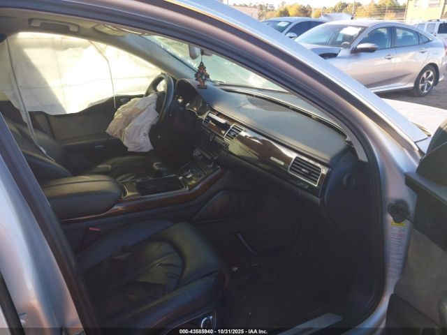 2011 AUDI A8 L WAURVAFD4BN018321 Photo 4