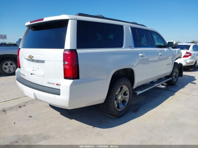 2016 CHEVROLET SUBURBAN 1GNSKHKC1GR148213 Photo 3