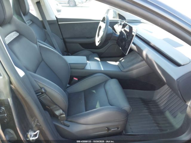 2024 TESLA MODEL 3 5YJ3E1ET1RF863380 Photo 4