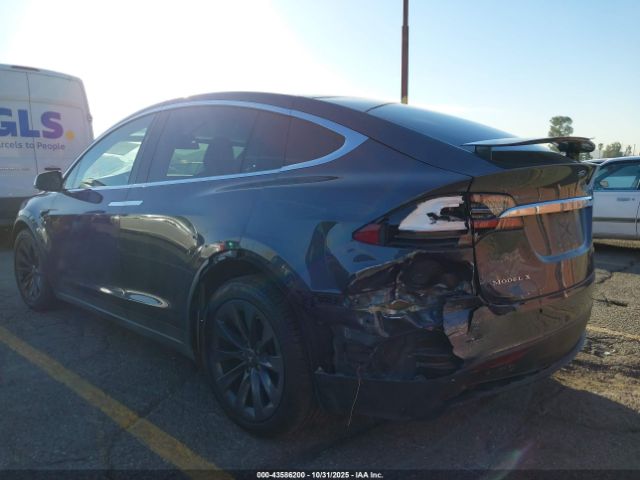 2017 TESLA MODEL X 5YJXCBE25HF079108 Photo 2