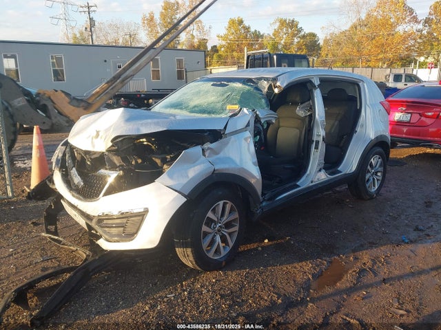 43586235 :رقم المزاد ، KNDPB3AC0G7855656 vin ، 2016 Kia Sportage Lx مزاد بيع