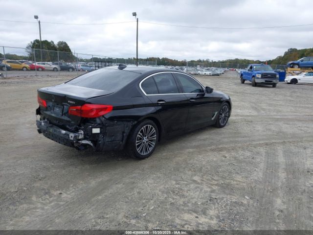 2018 BMW 530I WBAJA5C5XJWA36959 Photo 3