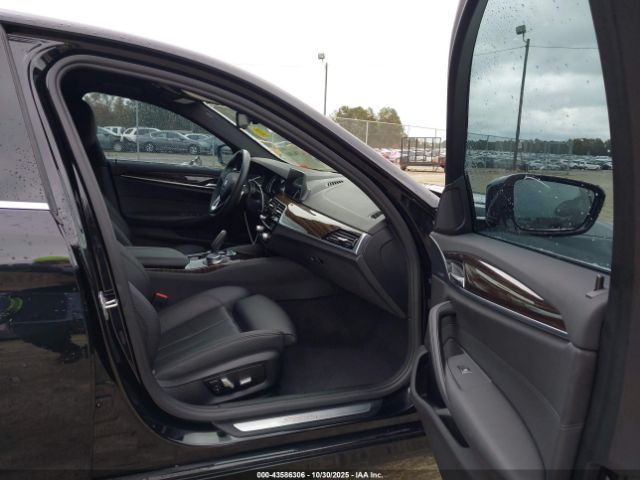 2018 BMW 530I WBAJA5C5XJWA36959 Photo 4