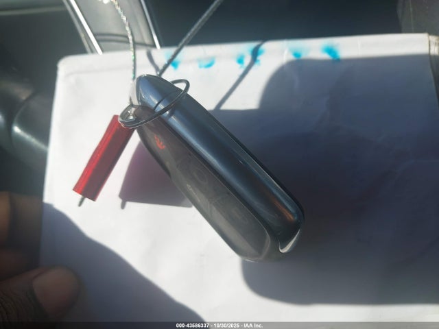 2021 CADILLAC XT5 1GYKNAR45MZ140675 Photo 10