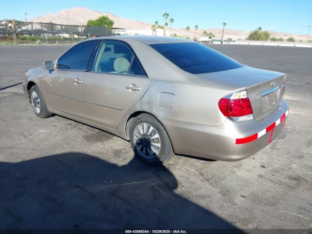 2005 TOYOTA CAMRY 4T1BE32K75U394280 Photo 2