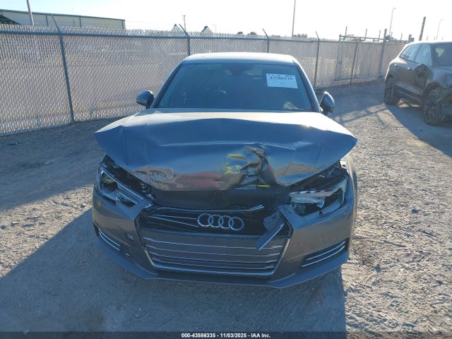 2017 AUDI A4 WAUGNAF44HN056602 Photo 5