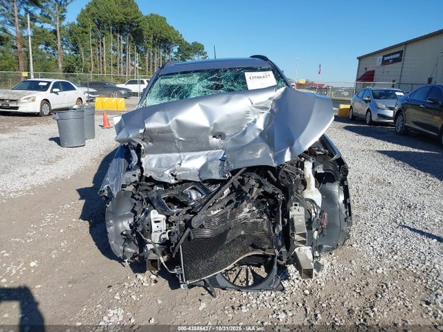 3C4NJDBB6KT671879 Jeep Compass Latitude 4x4